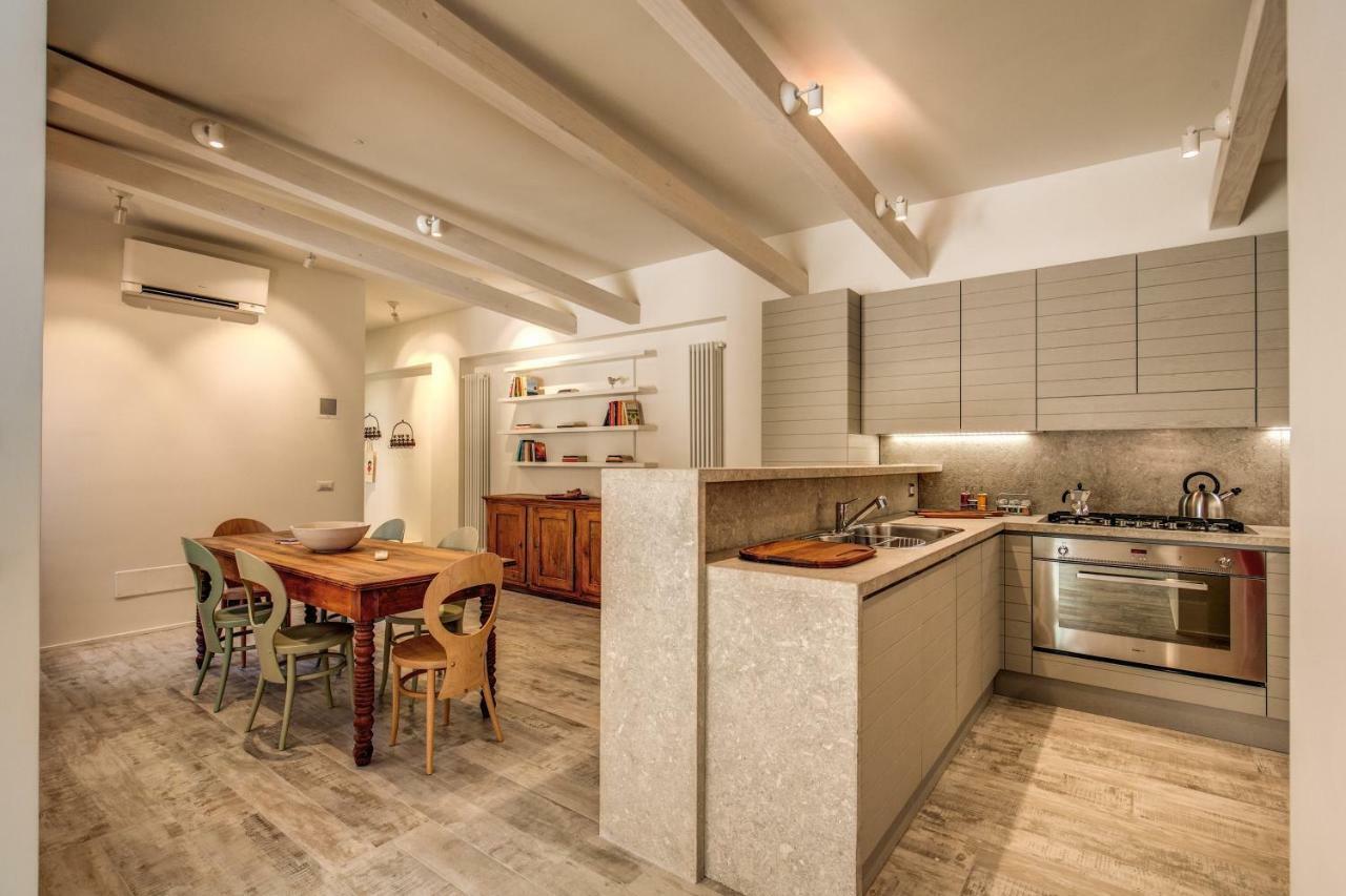 Luxuary Terrace Trastevere Rome Exterior photo